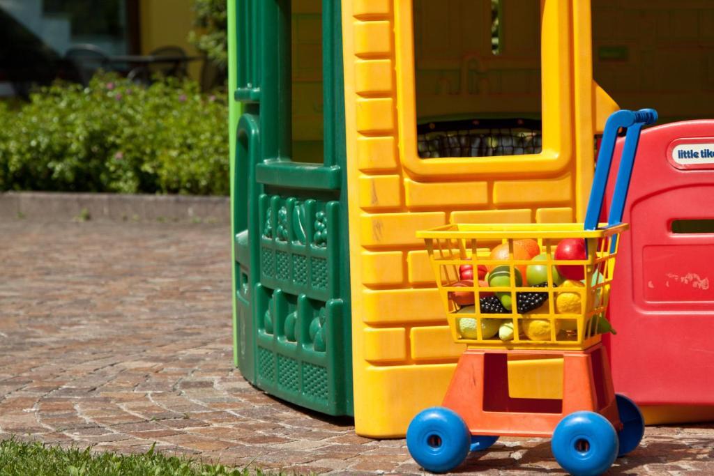 Aparthotel Casa Carla Torbole Sul Garda Exterior foto