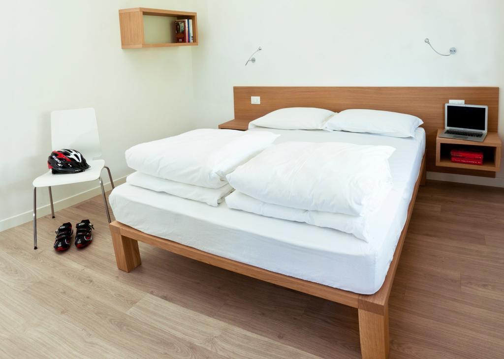 Aparthotel Casa Carla Torbole Sul Garda Exterior foto