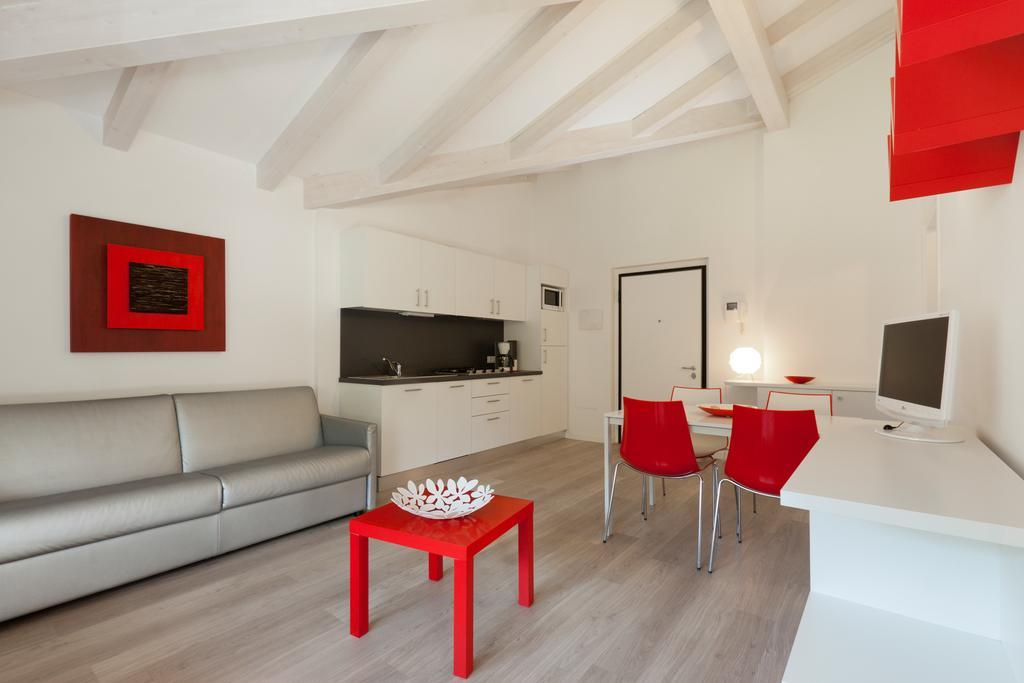 Aparthotel Casa Carla Torbole Sul Garda Exterior foto