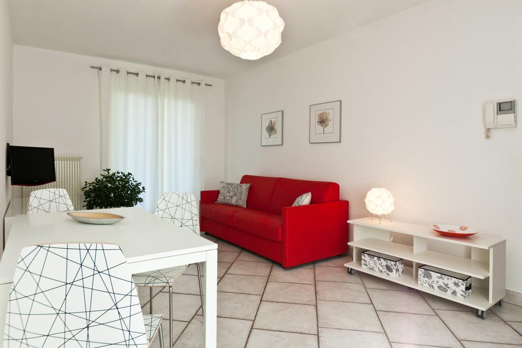 Aparthotel Casa Carla Torbole Sul Garda Exterior foto