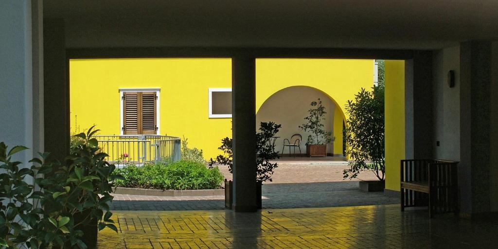 Aparthotel Casa Carla Torbole Sul Garda Exterior foto